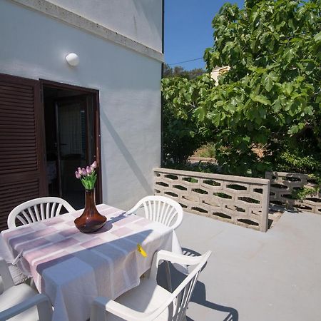 Nena Apartment Mali Lošinj Екстериор снимка
