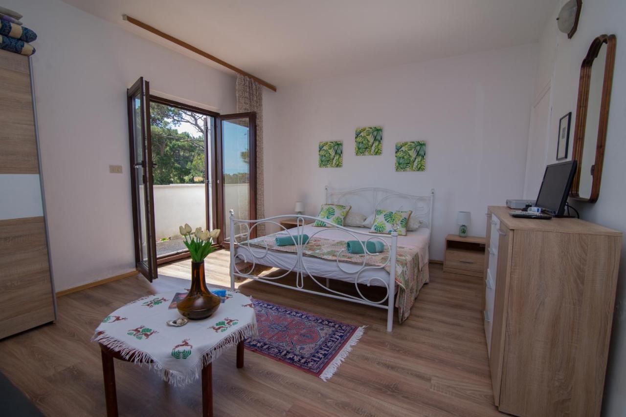 Nena Apartment Mali Lošinj Екстериор снимка
