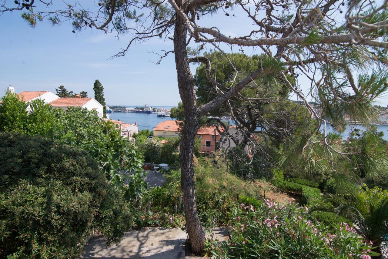 Nena Apartment Mali Lošinj Екстериор снимка
