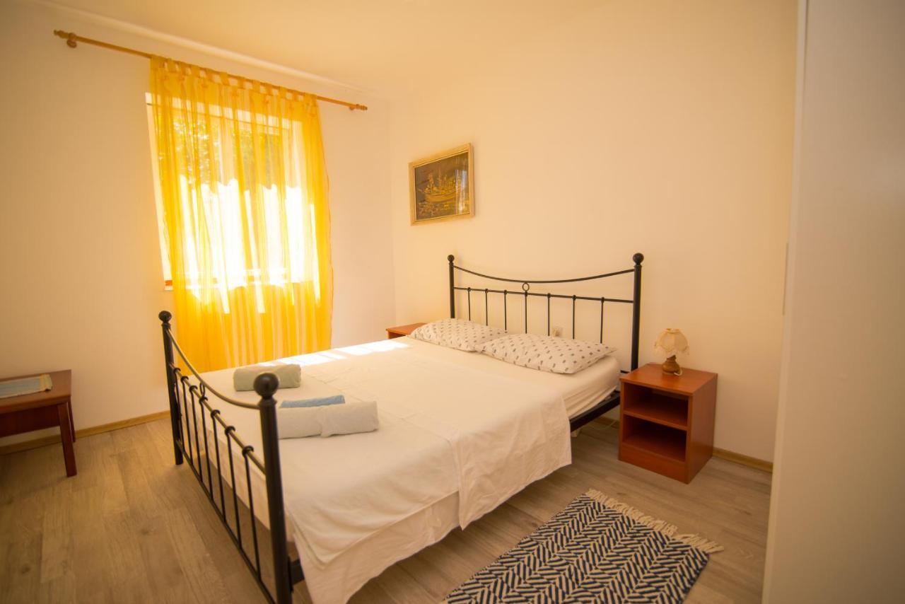 Nena Apartment Mali Lošinj Екстериор снимка