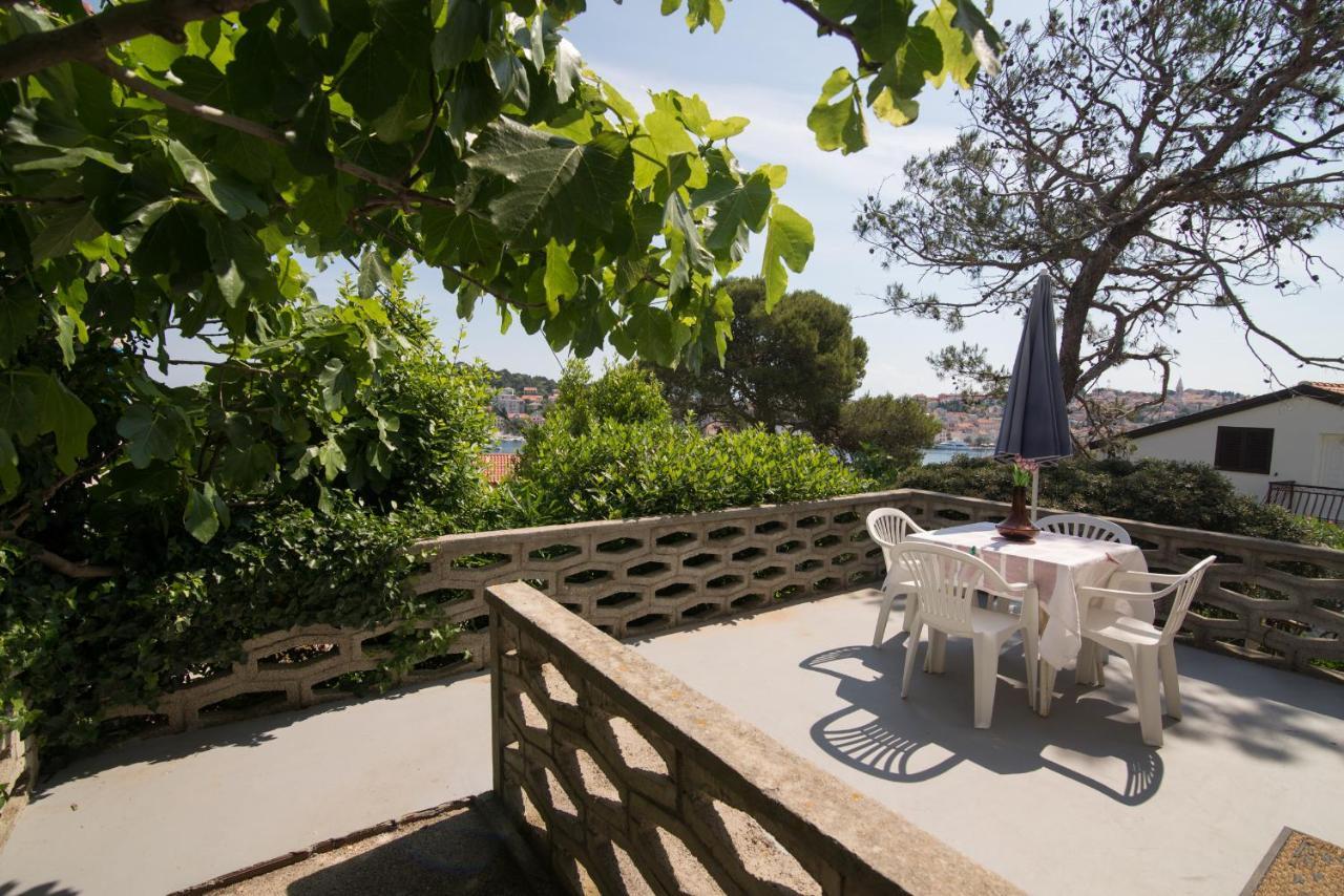 Nena Apartment Mali Lošinj Екстериор снимка