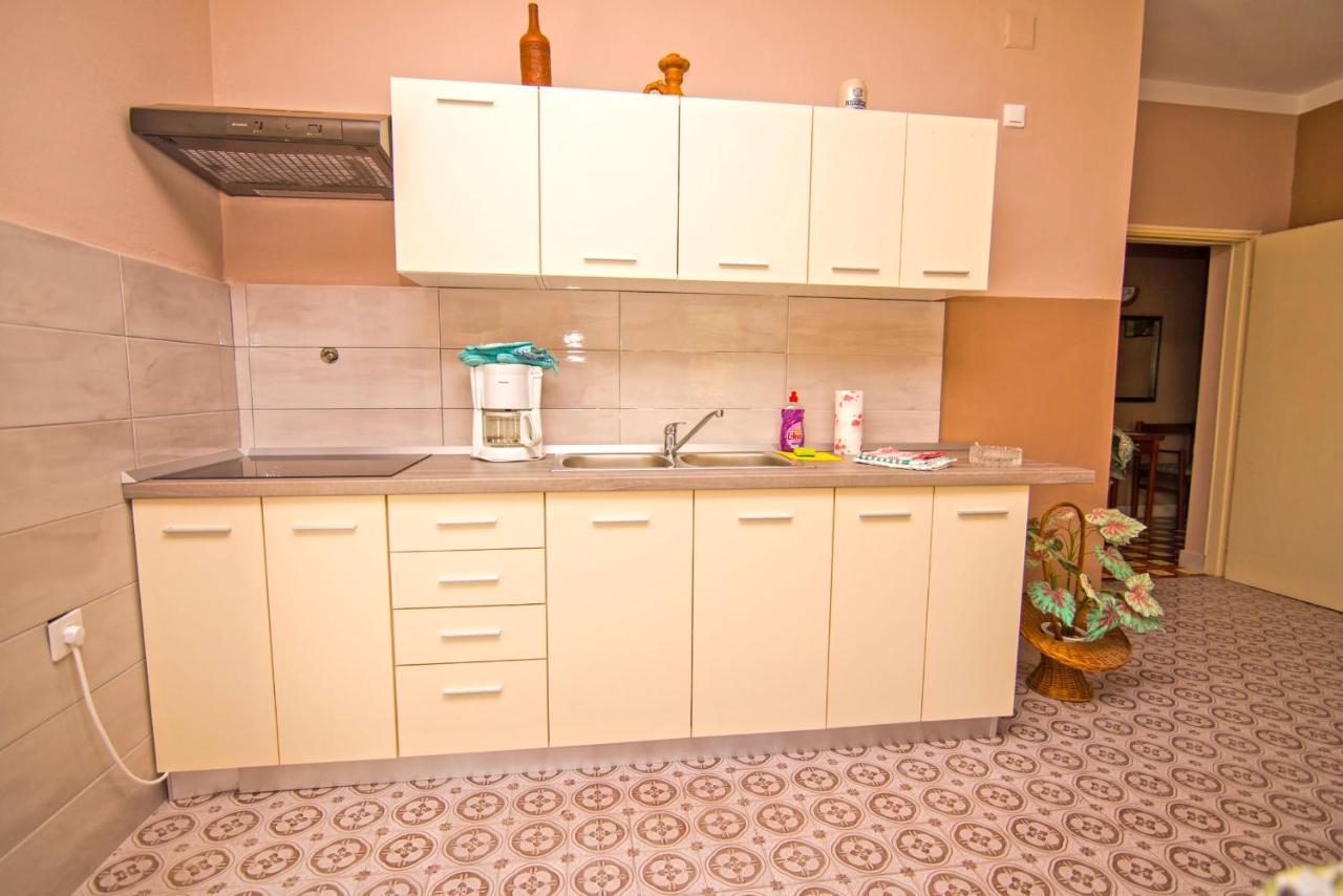Nena Apartment Mali Lošinj Екстериор снимка