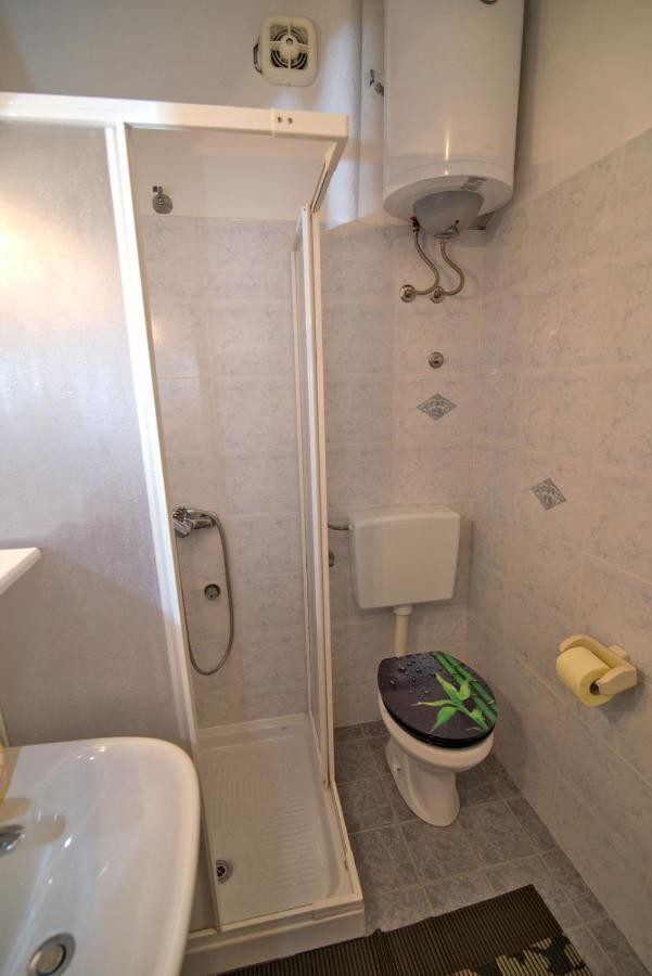 Nena Apartment Mali Lošinj Екстериор снимка